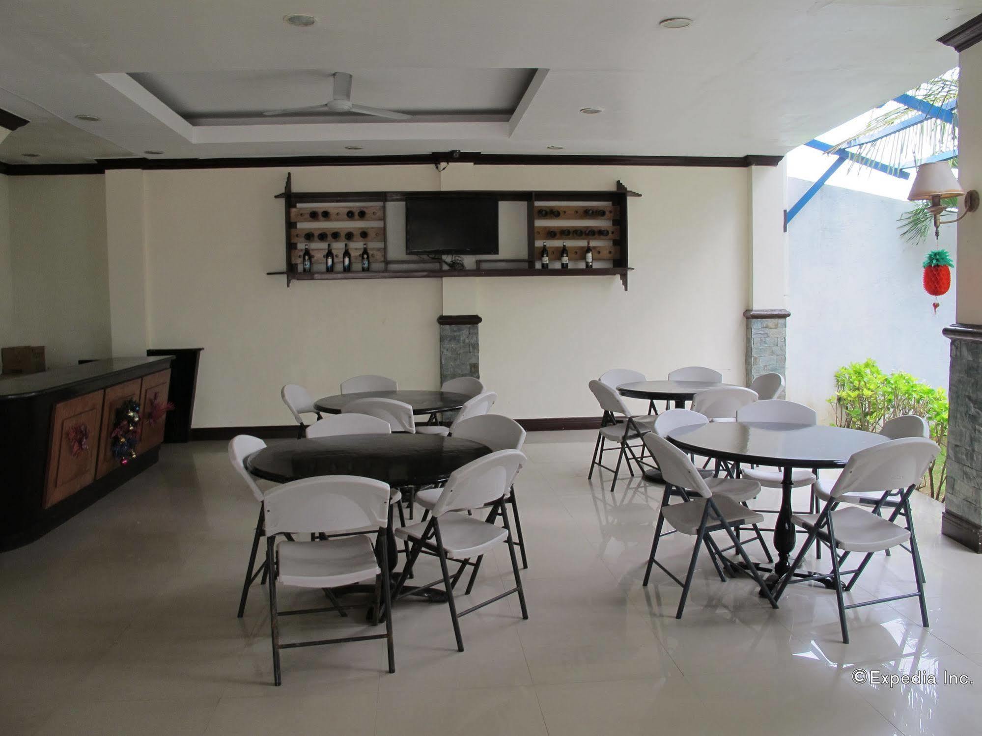 Bluefins Resort Lapu-Lapu City Exteriér fotografie