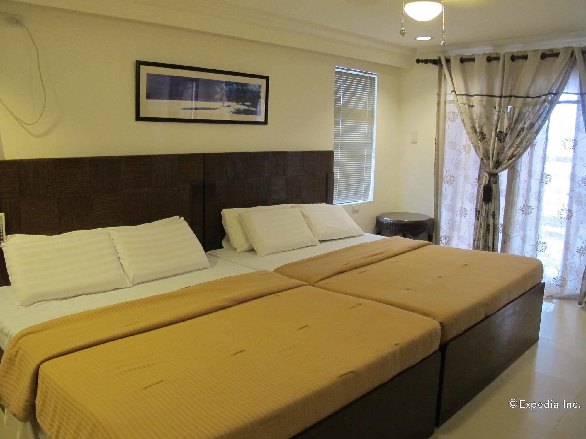 Bluefins Resort Lapu-Lapu City Exteriér fotografie