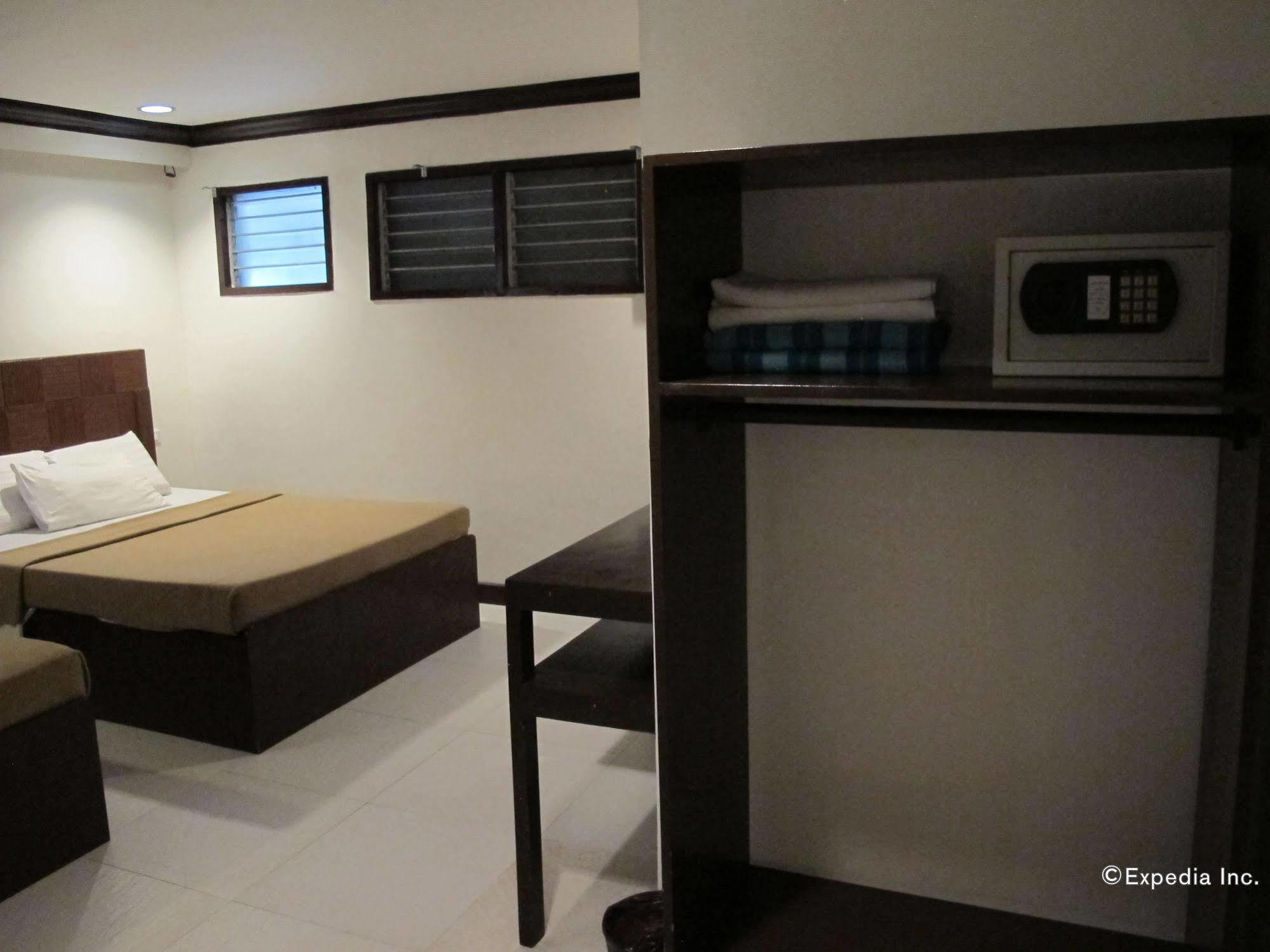 Bluefins Resort Lapu-Lapu City Exteriér fotografie