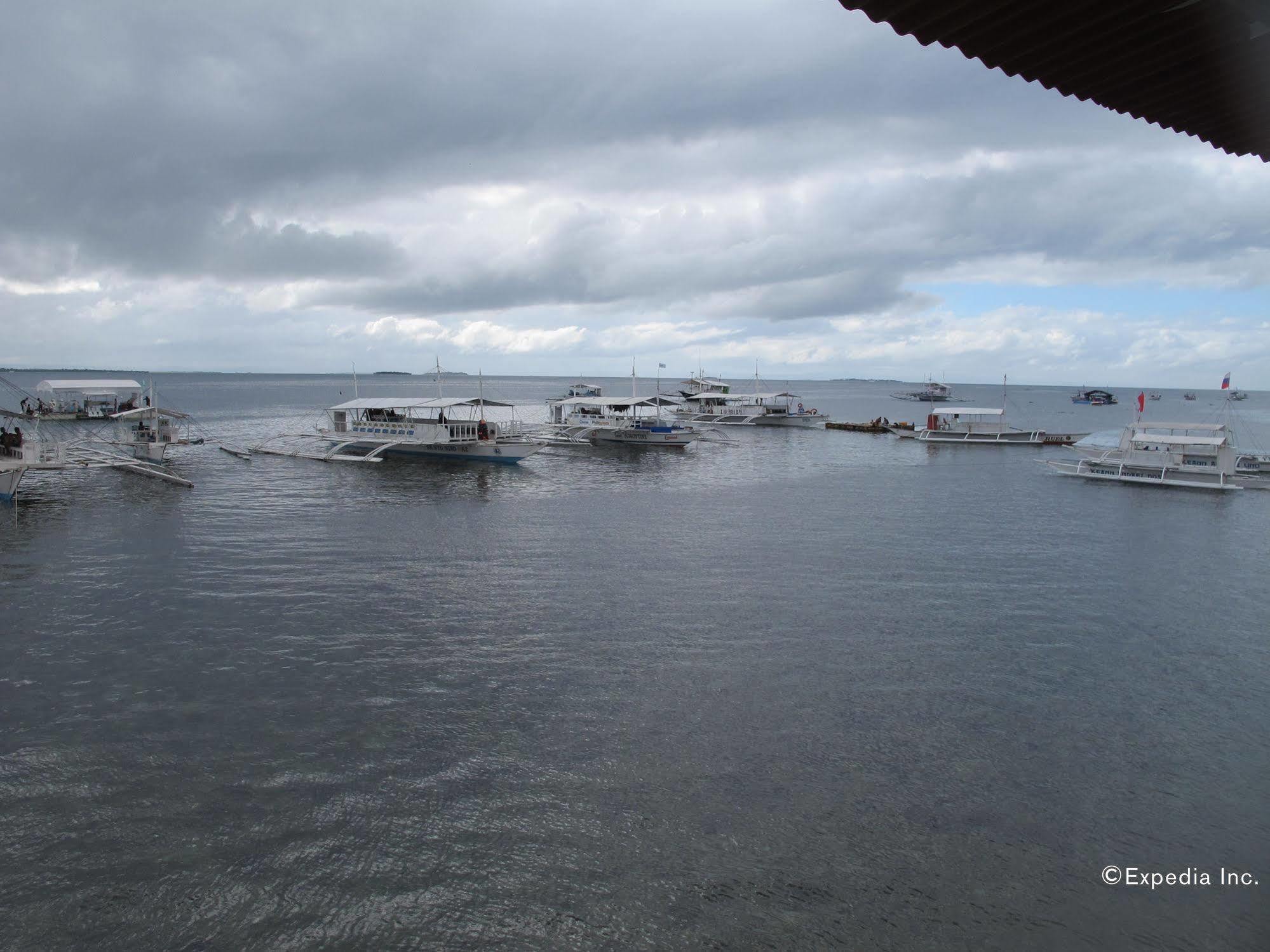 Bluefins Resort Lapu-Lapu City Exteriér fotografie